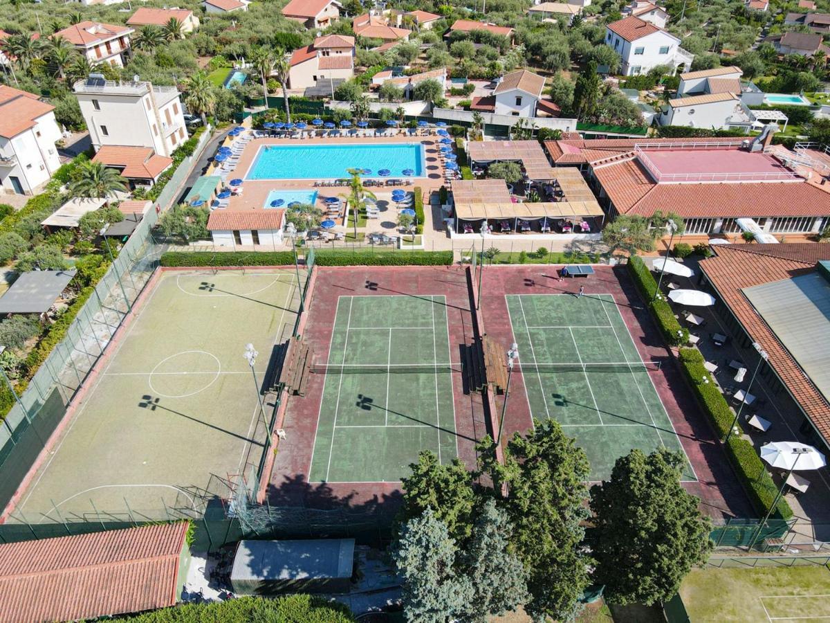 Cefalu Resort - Sporting Club ภายนอก รูปภาพ