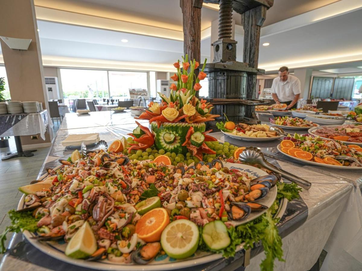 Cefalu Resort - Sporting Club ภายนอก รูปภาพ