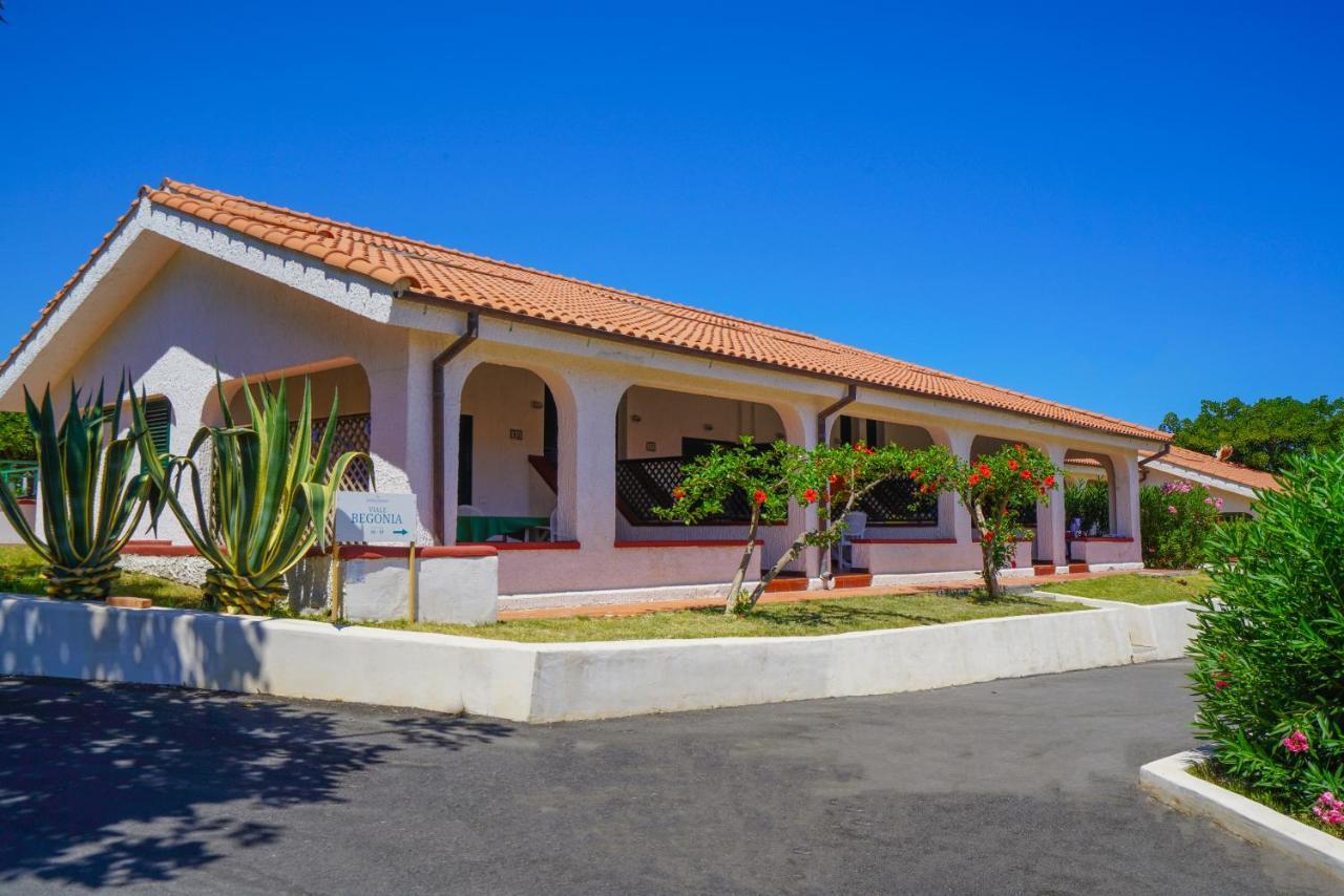 Cefalu Resort - Sporting Club ภายนอก รูปภาพ