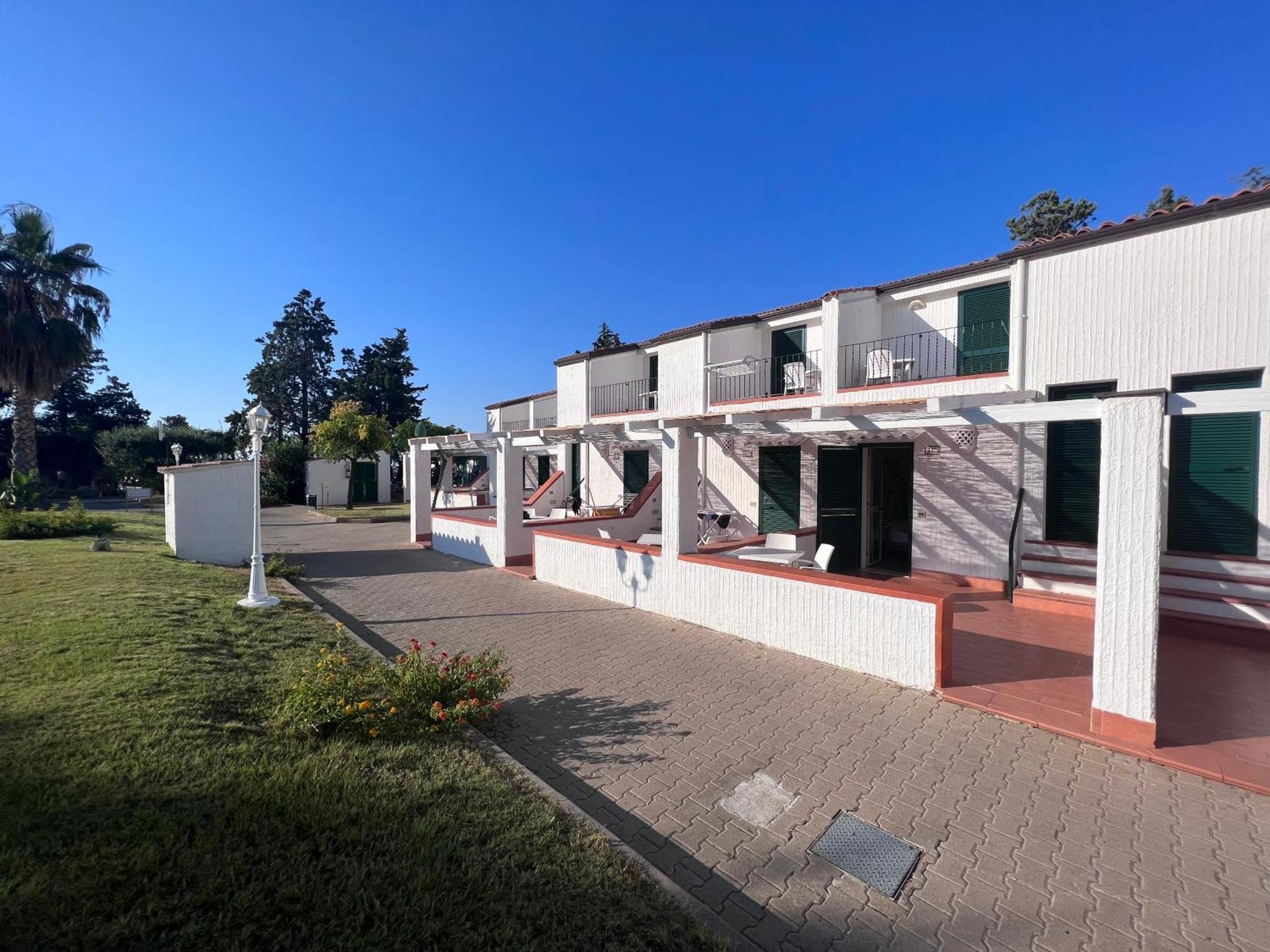 Cefalu Resort - Sporting Club ภายนอก รูปภาพ